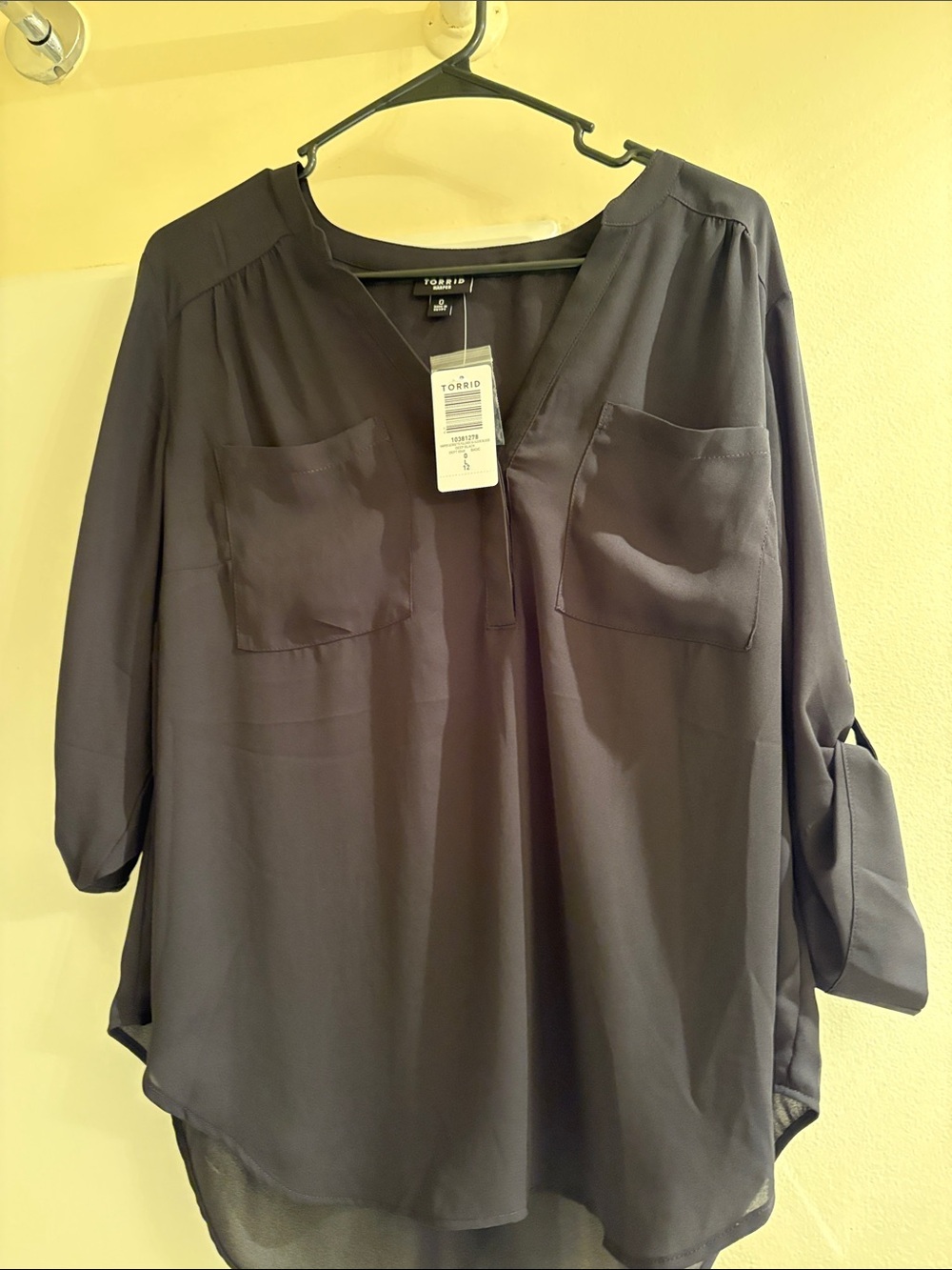 torrid Black V-Neck Roll-Tab Pullover Tunic